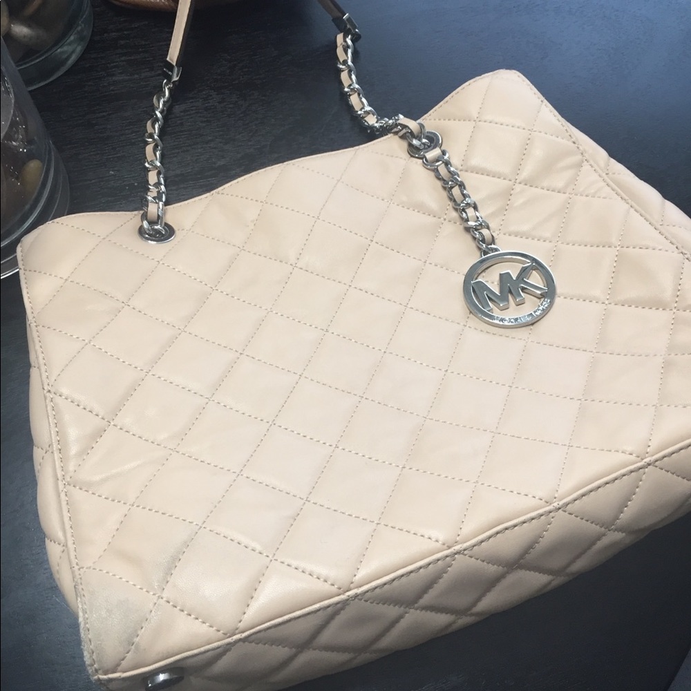 Micheal Kors bag